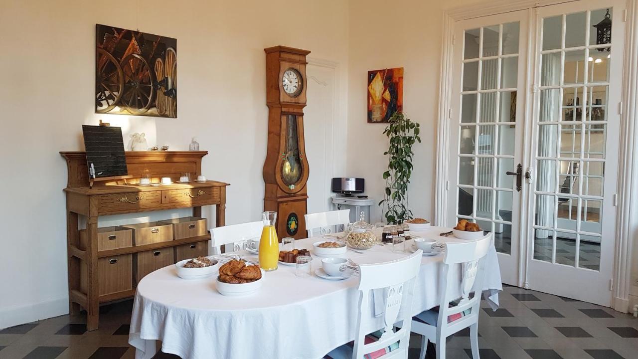 Domaine Berenguer Bed and Breakfast Ouches Esterno foto